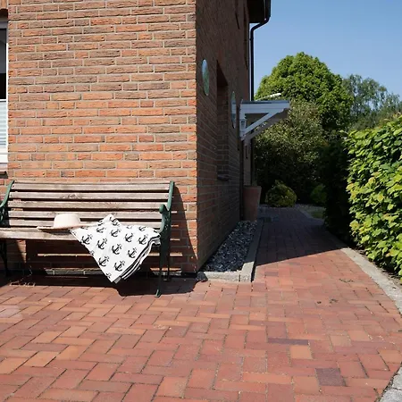 Apartment De Lüttje Weed Unnen *