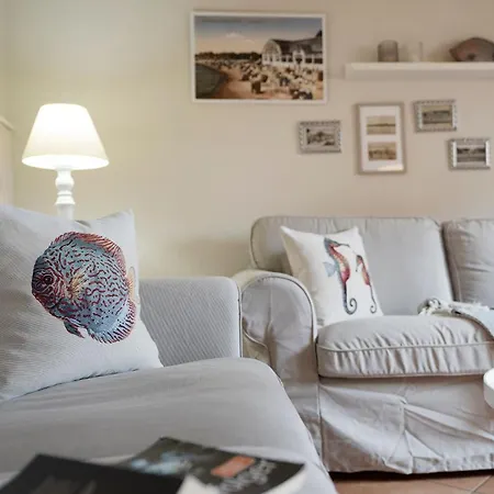 Apartment De Lüttje Weed Unnen *